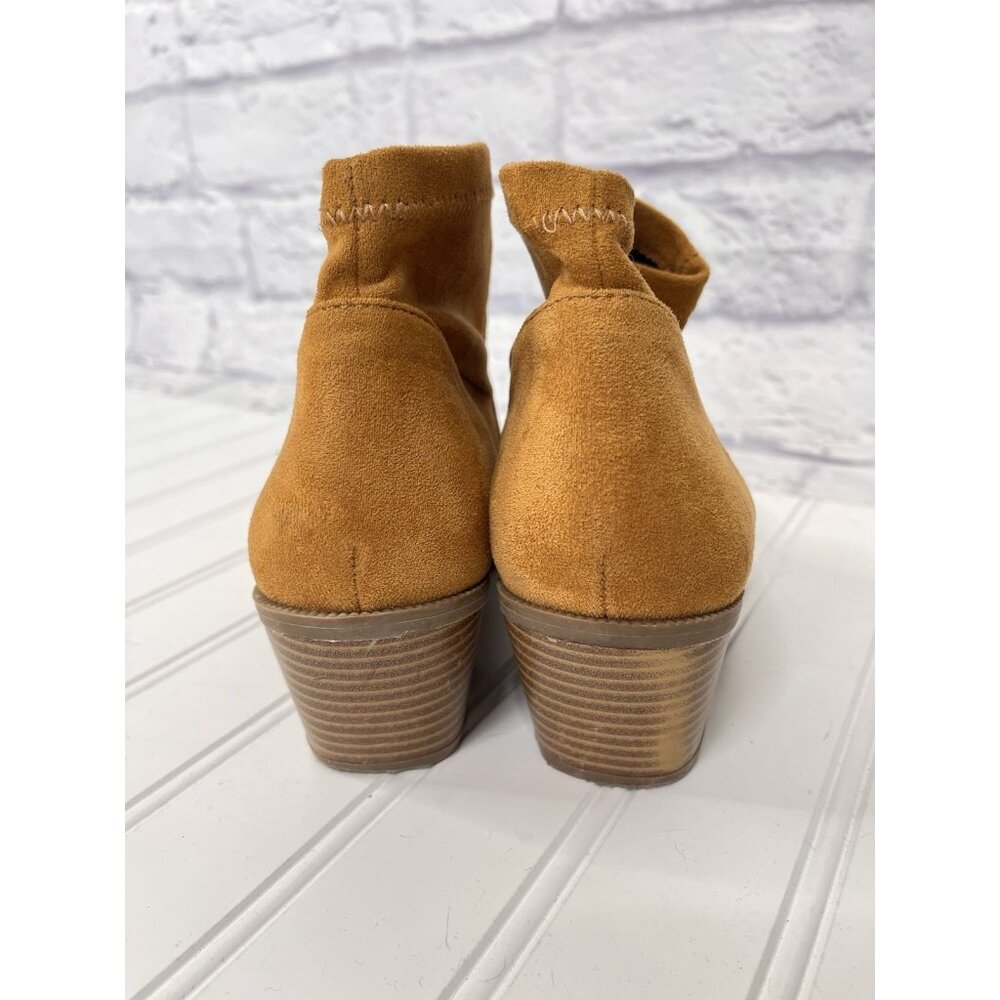 AEO Women's Camel Brown Faux Suede Pull On Booties US 8 - Picture 4 of 6